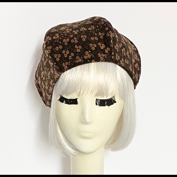 Brown Floral Velveteen Beret Hat
